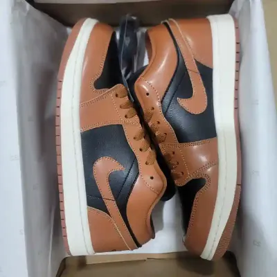 AIR JORDAN 1 CHOCOLATE